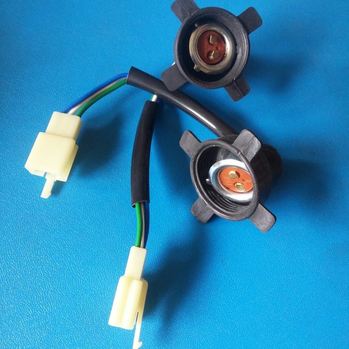 fitting lampu motor honda