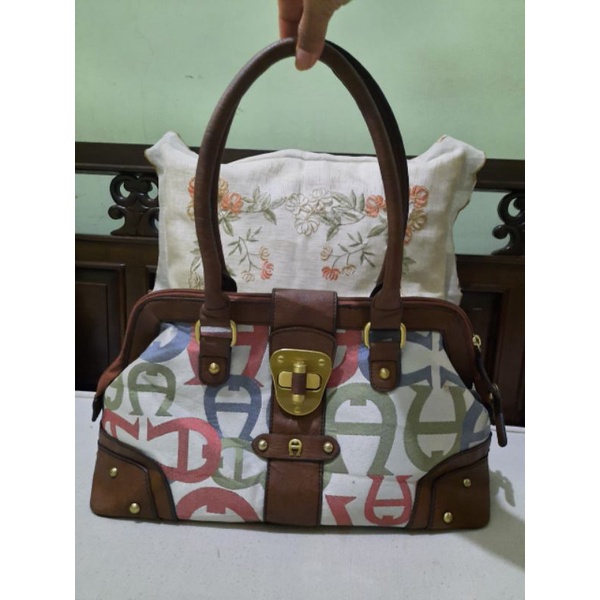 Tas Wanita Branded Second Etienne Aigner Tas Bahu