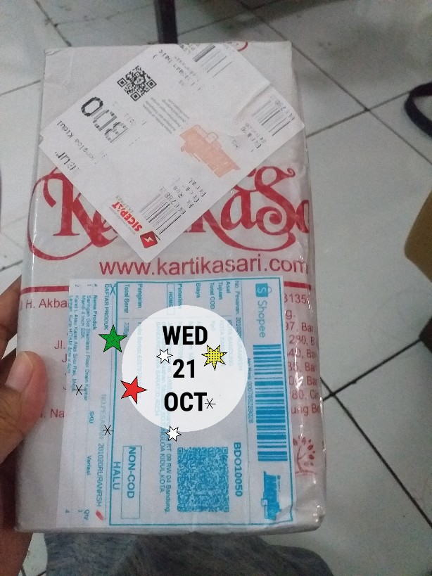 Karet L Atau Karet Alas Siku Rak, Meja, Lemari, Kursi Hitam 4cm X 4cm