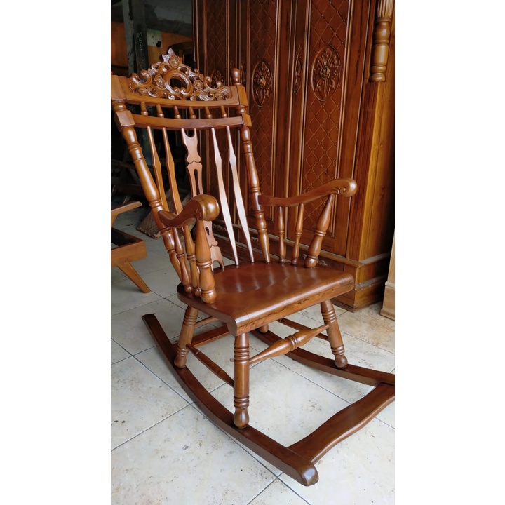 Kursi Goyang Raja Kayu Full Jati