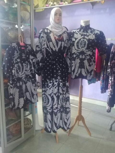 Batik Couple Keluarga Sania Ruffle Ori Ndoro Jowi Dnt Moti Gurita Putih