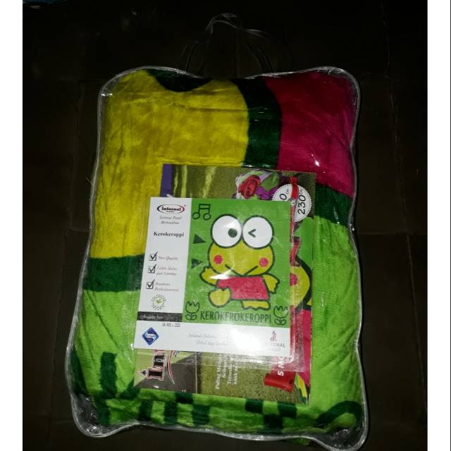 Selimut internal keroppi hello kitty minion batman superman justice nemo minnie mickey little pony d