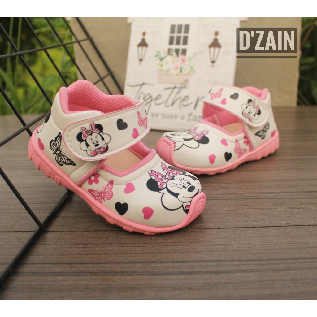 sepatu anak perempuan karakter/sepatu anak  murah/sneaker anak perempuan