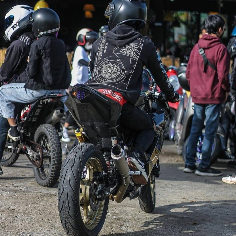 LAMPU STOPLAMP 3 IN 1 LED KAWASAKI NINJA 250RR MONO SL