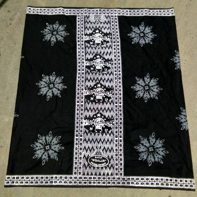 Sarung Batik Az-Zahir Syubbanul Muslimin