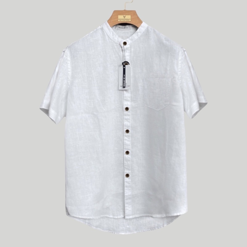 Peternation kemeja pria linen kerah sanghai lengan pendek warna putih regular fit 4D8