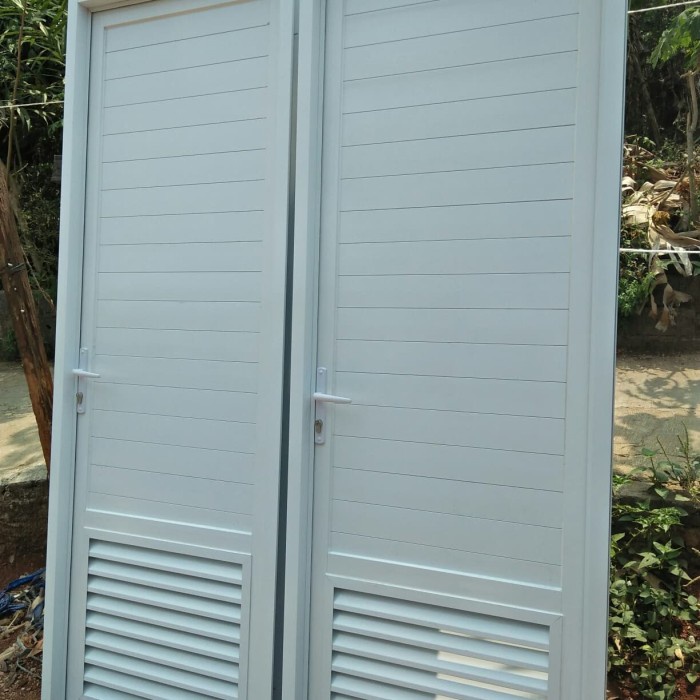 pintu aluminium panel ,kamar mandi ukuran 200x 70