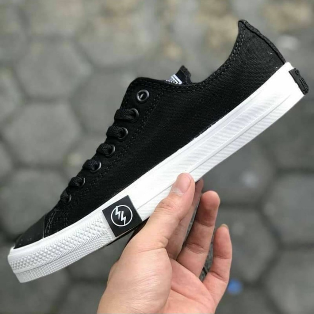 SEPATU CONVERSE GRADE ORIGINAL UNDEFEATED NAVY BIRU DONGKER IMPORT Premium Sneakers Kets Cewek Cowok