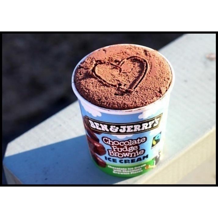 

Ben & Jerry'S Ice Cream Es Krim Chocolate Fudge Brownie Pint