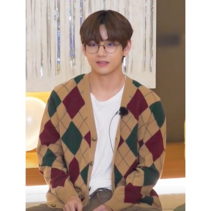 [PRE-ORDER] CARDIGAN KETUPAT COKLAT KIM TAEHYUNG BTS UNOFFICIAL
