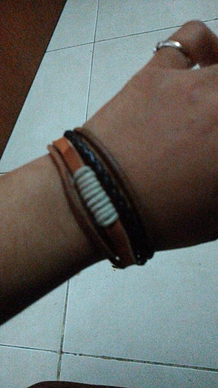 Gelang Kulit Tali Layer Pria Wanita Leather Bracelet Unisex