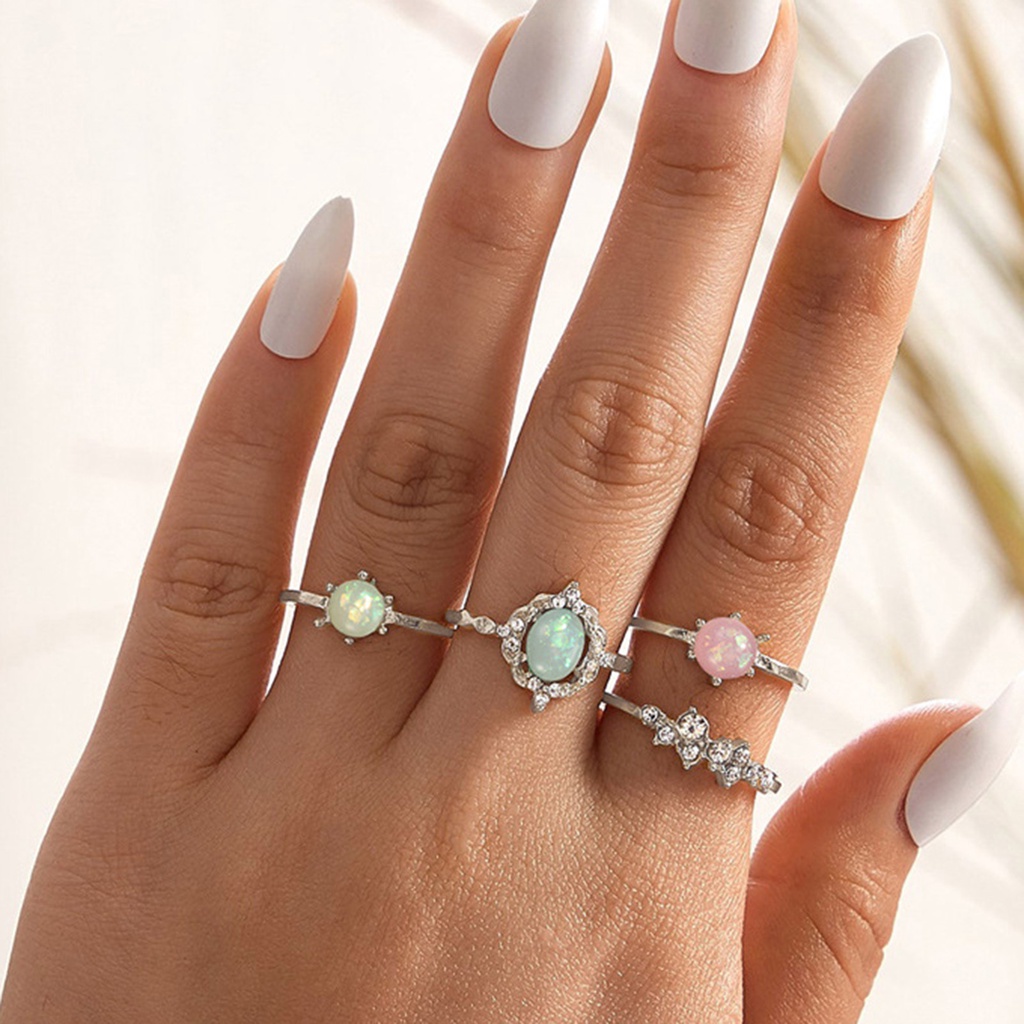 Hu Hu Hu Hu Hu Alat Bantu Pasang Kacamata♡ 4pcs / Set Cincin Buku Jari Aneka Bentuk Warna Permen Bahan Alloy Untuk Wanita