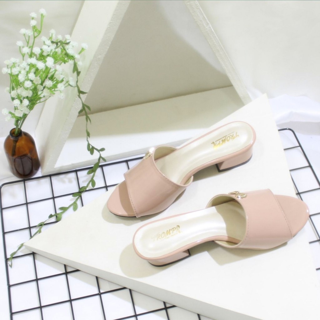 Sepatu Wanita Kasual High Heels Selop Patris Hak Tahu 3cm Terbaru Big Size 42 43
