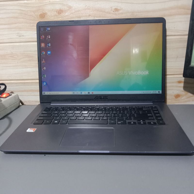 laptop asus x510QA a12-9720p 4gb/128gb ssd/1tb second mulus