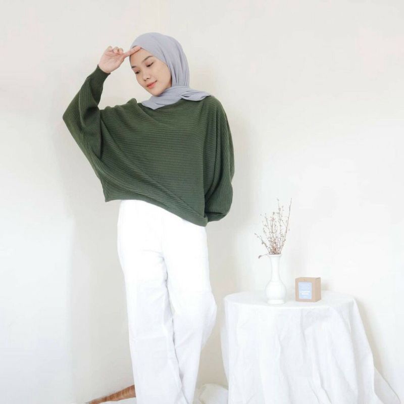 TIARA BLOUSE KNIT /OVERSIZE BATWING RAJUT/ ATASAN RAJUT WANITA TREND-Army