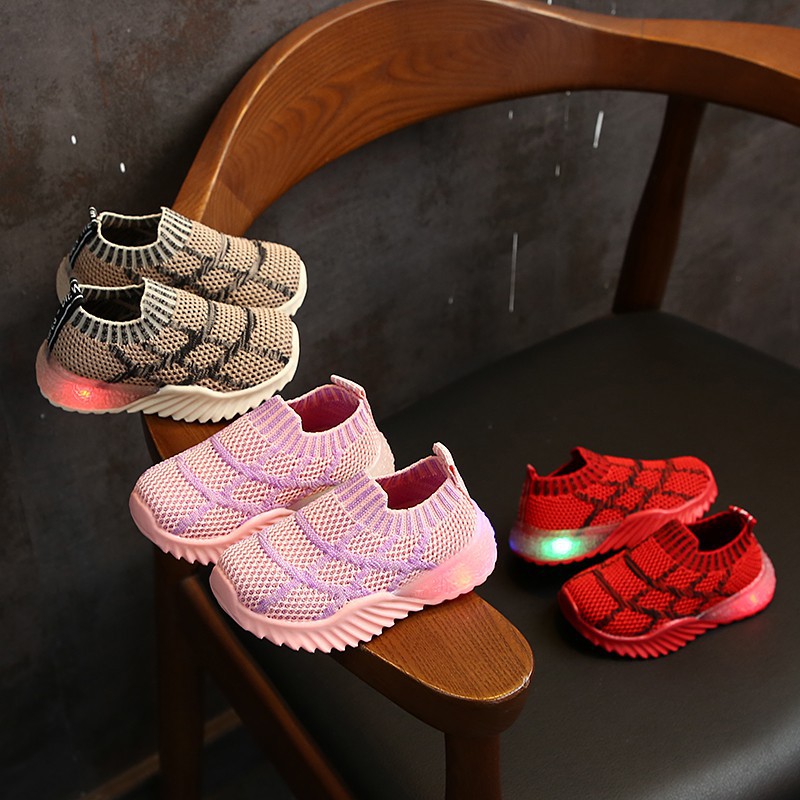 SEPATU SNEAKERS ANAK LAKI-LAKI dan PEREMPUAN Nyala lampu led SIZE 21-30 USIA 1 2 3 4 5 6 tahun VO 08