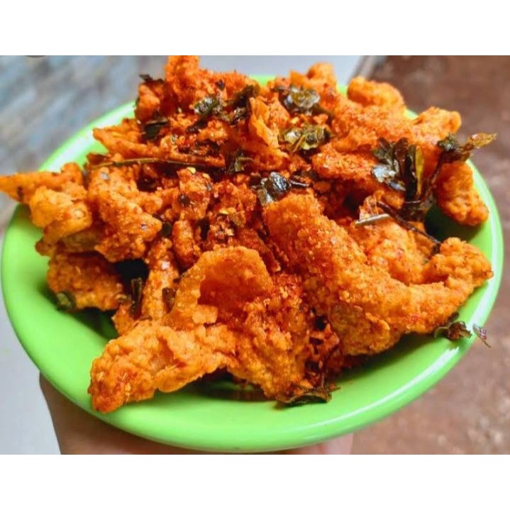 Kulit Ayam Krispy Pedas - Kulit Ayam Pedas Daun Jeruk 500gr