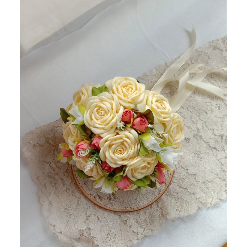 buket bunga pengantin / handbuket pengantin / bunga tangan pengantin