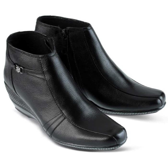 Sepatu Boot Jenggel Wanita Sepaha Wedges / Cbdyt Grosir OC642  Kerja Kantor Formal Pantofel Boot C