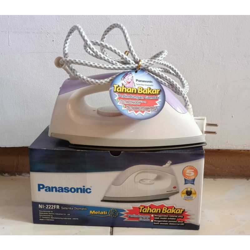 Setrika Panasonic NI222FR Tahan Bakar