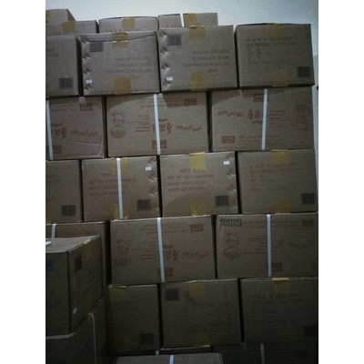 

TOTOLE KALDU JAMUR 80 GRAM 1 DUS ISI 100 PCS GOJEK