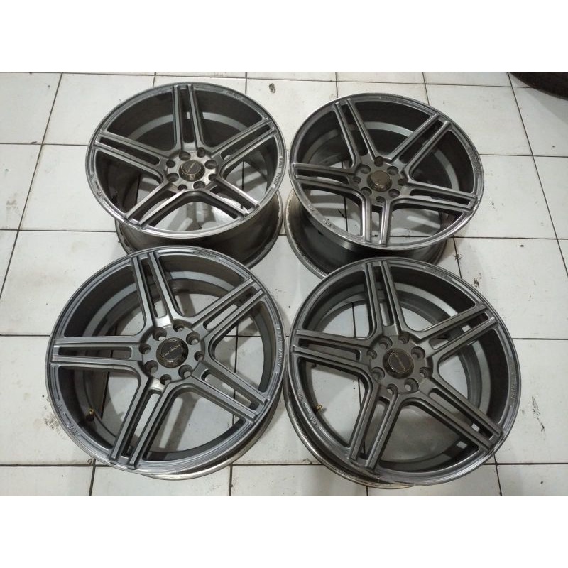 velg mobil racing bekas ring 17x7,5-8,5 lubang baut 8x100-114 warna grey