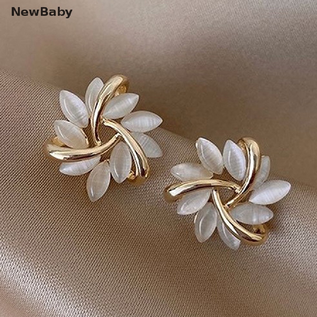 NewBaby Elegant and Exquisite Opal Petal Circle Stud Earrings For Woman ID