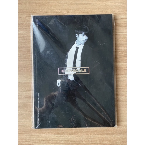 WOOHYUN INFINITE PHOTOBOOK HONEYTREE