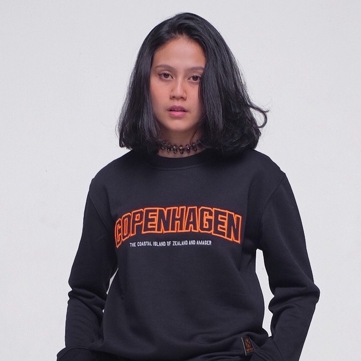 Sweater Noforty Crewneck Copenhagen Black Distro Bandung - Jaket Crewneck Copenhagen Noforty Kualitas Premium - Jaket Sweater Pria