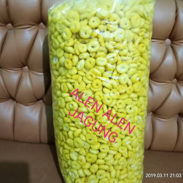 

Alen alen jagung renyah pol.gurih. berat 1 kg