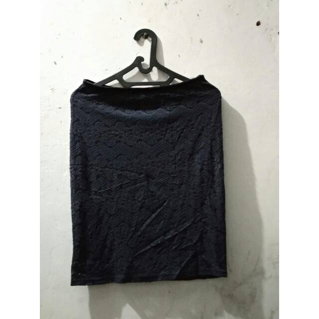 Preloved rok kerja brokat warna navy