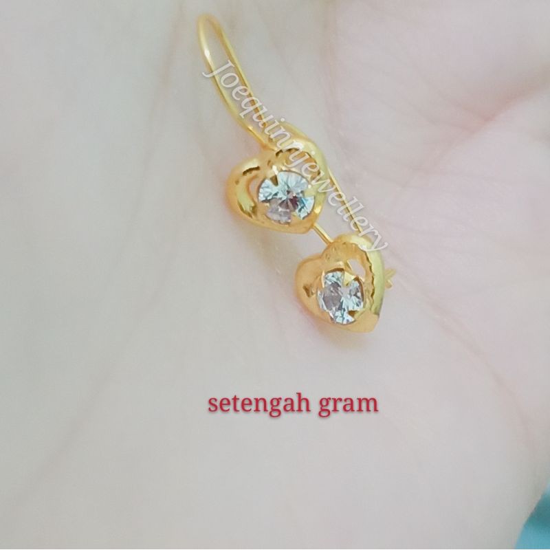 Anting dewasa love tempel emas muda