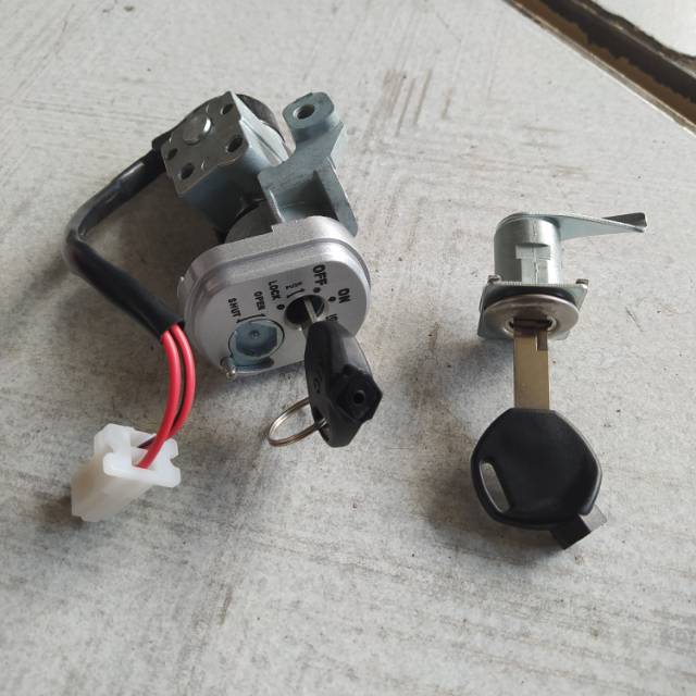 Kunci Kontak Set Jok Honda Beat Karbu/Honda Beat Fi