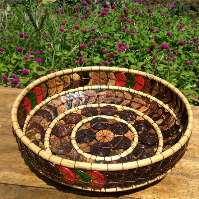 Tamasan koin kelapa| tempat banten