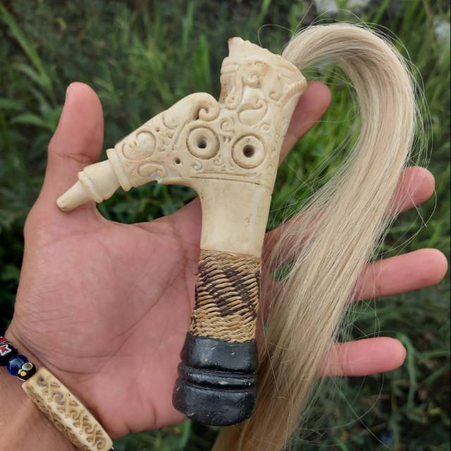 Gagang / ulu mandau tanduk rusa