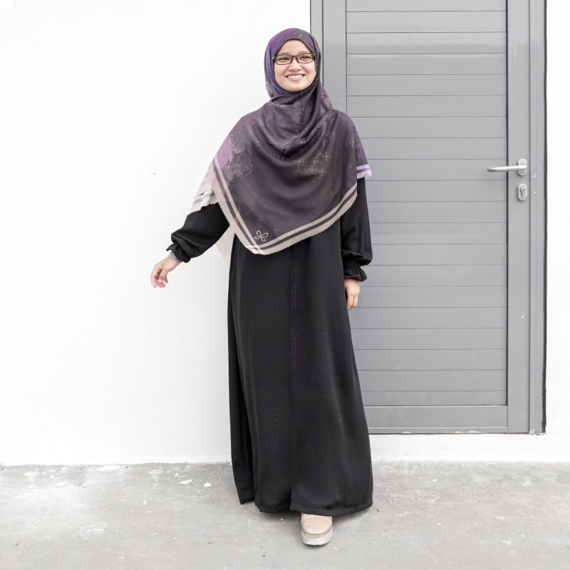 Gamis Abaya Zipper By Hijab Alila