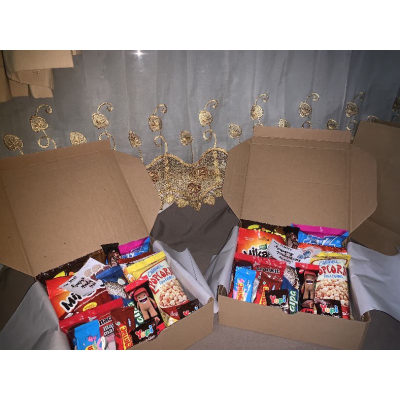 

Snack Hampers