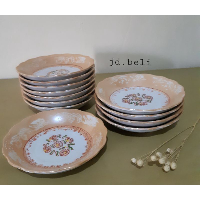 Saucer Pisin keramik/Visin motif/Tatakan cangkir/Alas gelas bulat/Piring kecil/Piring kacang