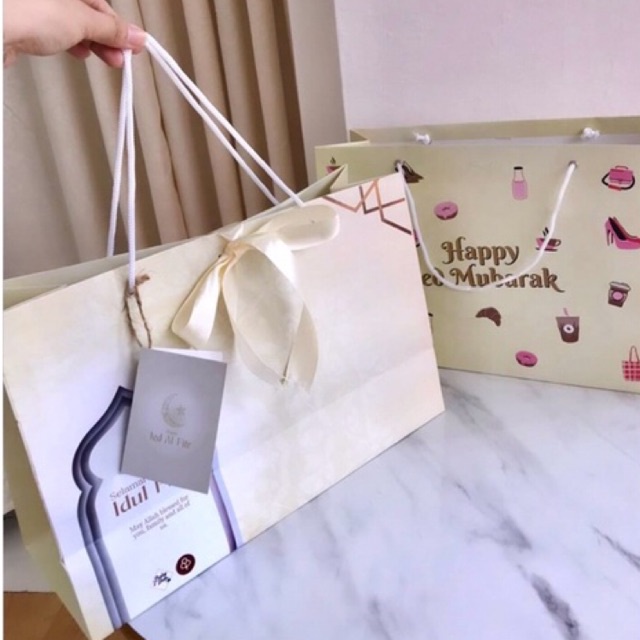 

PAPERBAG LEBARAN