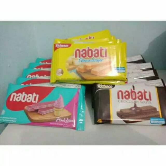 

Nabati Wafer Renceng 20 Gram x 10 Sachet