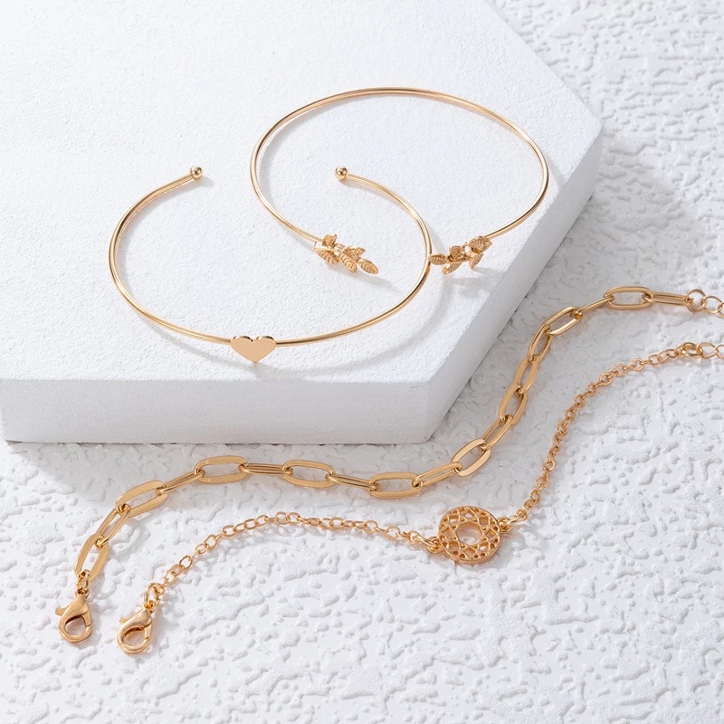 Set Gelang Multilayer Bentuk Berlian Bahan Alloy Gaya Korea Untuk Wanita