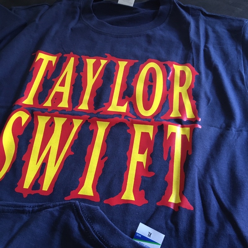 TAYLOR SWIFT EARTH CRISIS RIP OFF MERCHCONS NAVY