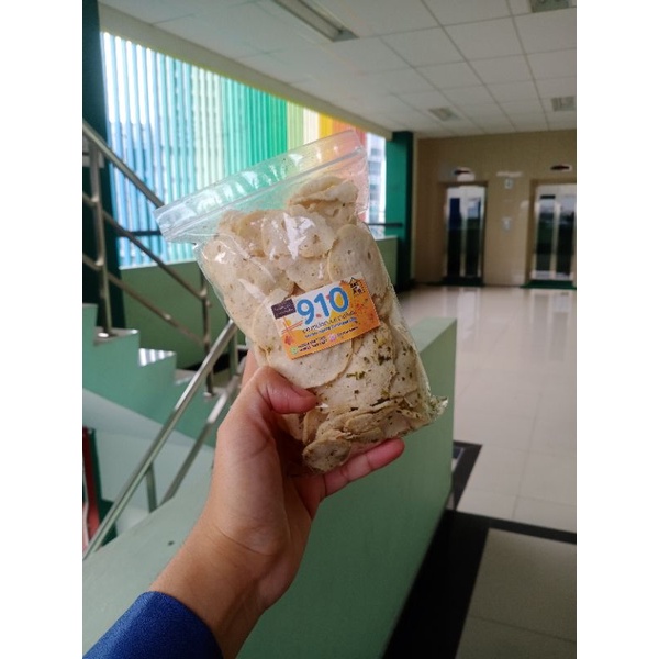 

Keripik Basreng 910 (ce.mi.lan ce.pu.luh)