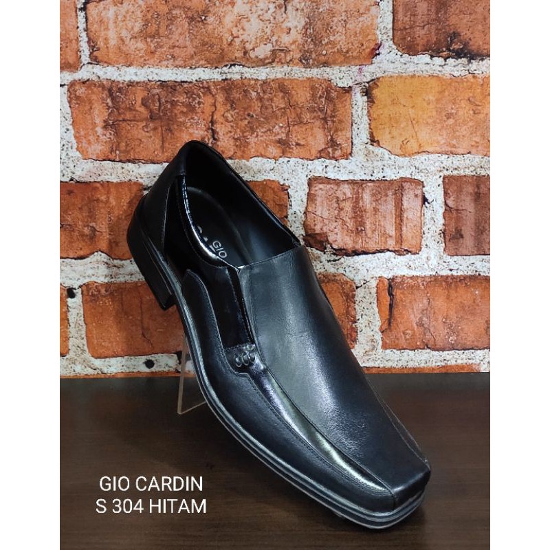 sepatu kantor pria , sepatu kantor cowok , sepatu formal GIO CARDIN