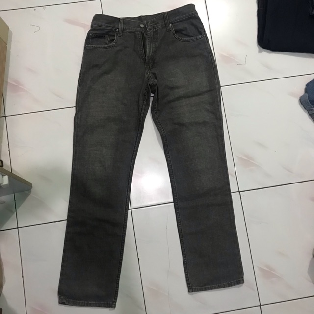 Preloved Celana Panjang Jeans Leggs Original Warna Abu abu grey Size 32