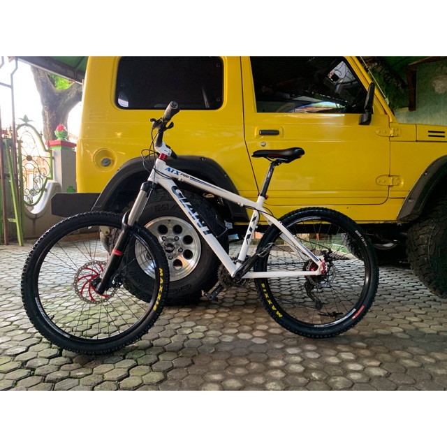 Sepeda Giant Atx Pro