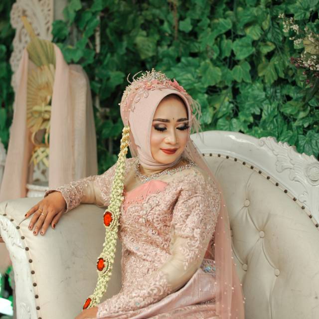 veryhastuti2541