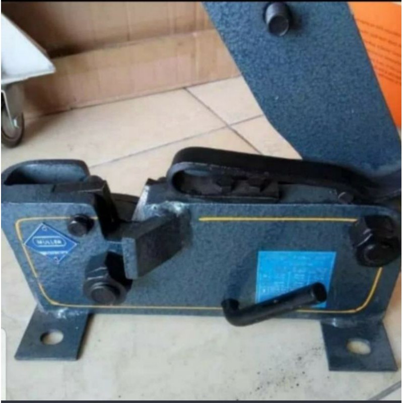 Muller Manual Bar Cutter 60N - 18Mm alat potong besi