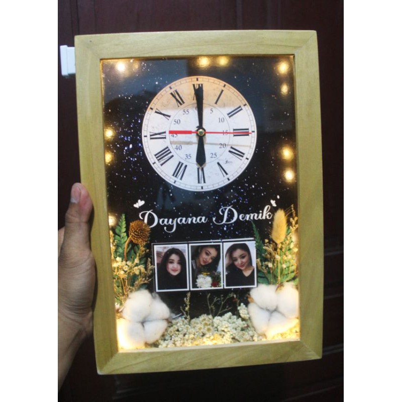 Flower in Frame / Bunga Bingkai / Bunga Kering / Kado Unik