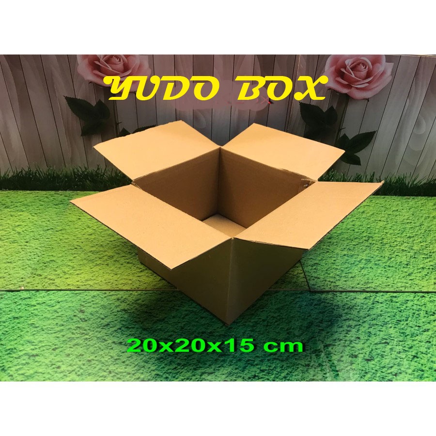 

Kardus karton uk. 20x20x15 cm Kotak Box ST untuk packing Souvenir -dll